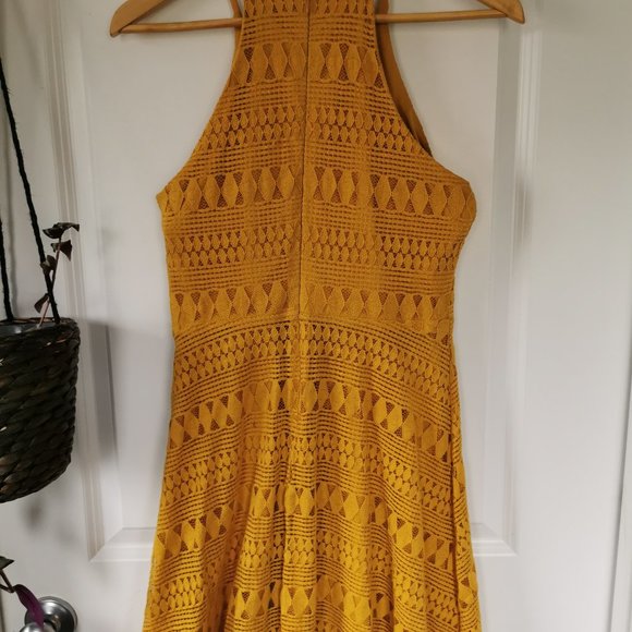 Short Summer Sun Dress - Picture 2 of 3